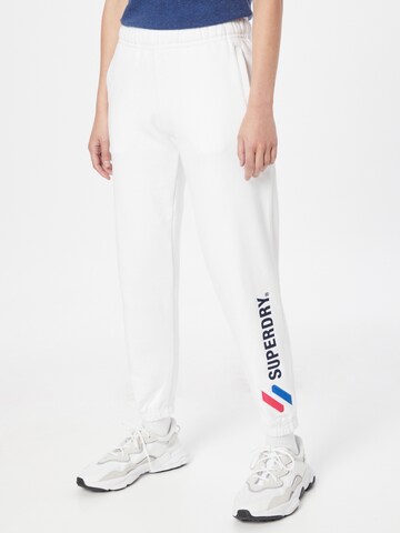 Tapered Pantaloni di Superdry in bianco: frontale