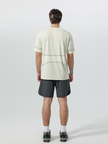 YOUTHUP Performance Shirt in Yellow
