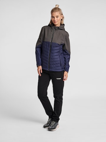 Hummel Jacke in Grau