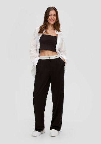 Wide leg Pantaloni de la QS pe negru