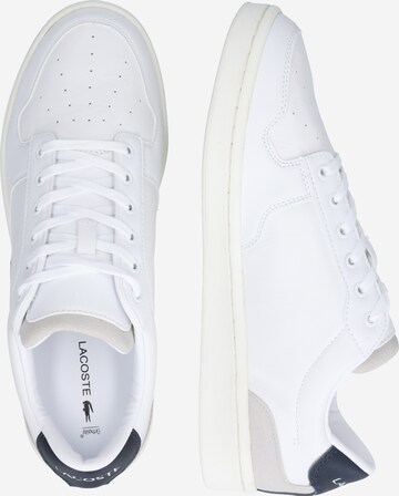 Sneaker low 'Masters Cup' de la LACOSTE pe alb