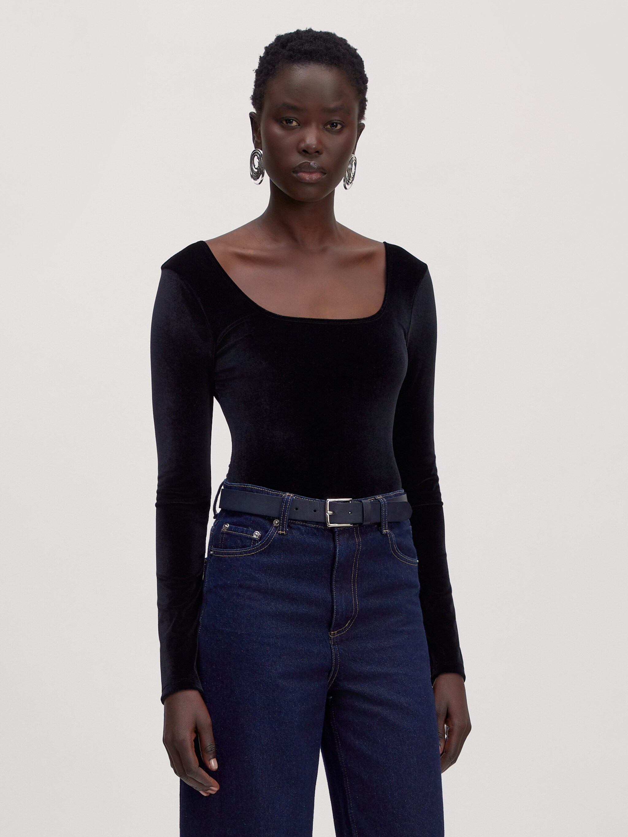 EDITED Produkter Shirtbody 'Paola' sort