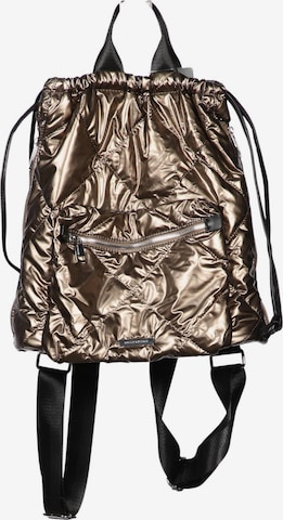 Emily & Noah Backpack in One size in Gold: front