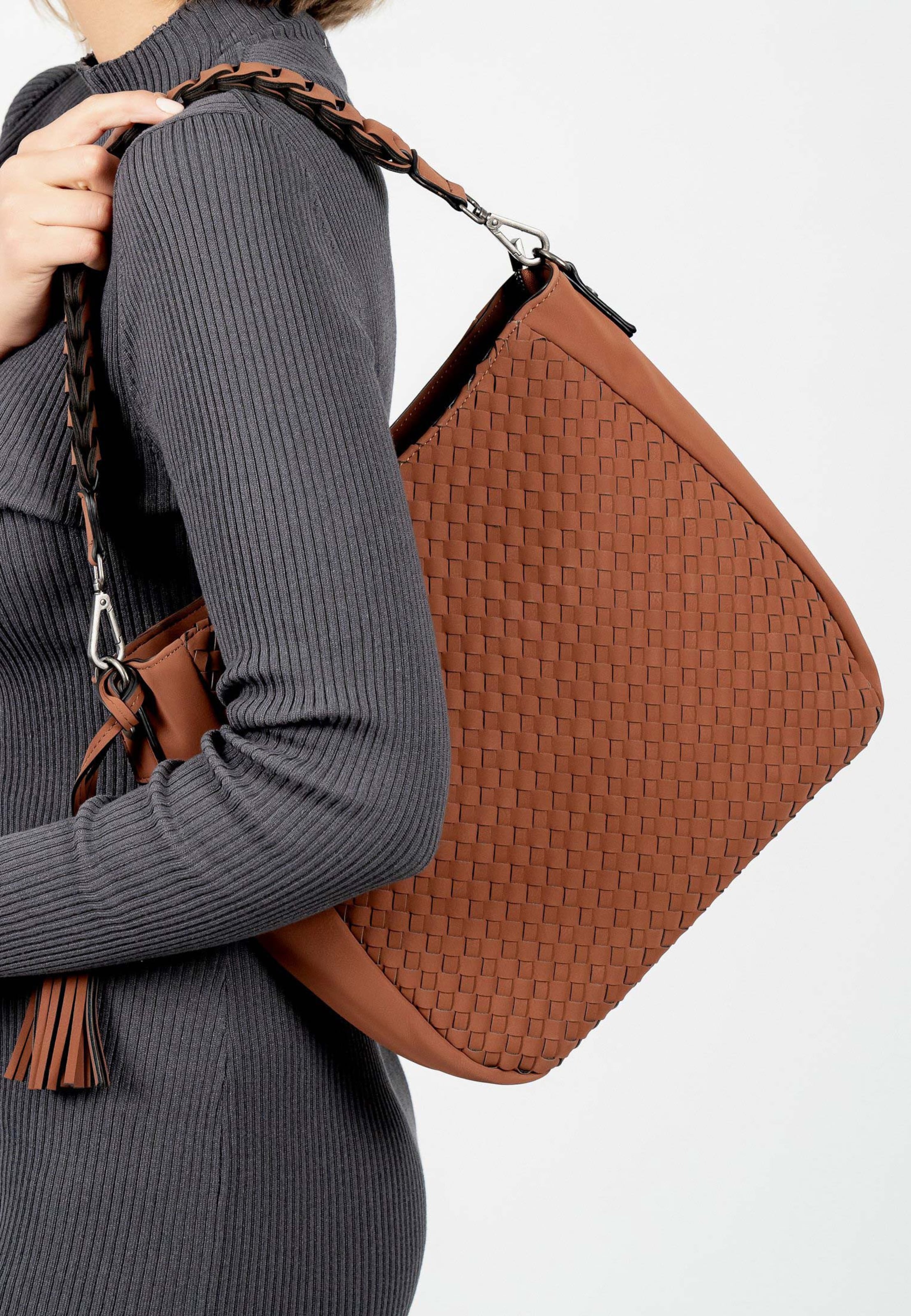 Frauen Taschen & Rucksäcke TAMARIS Schultertasche ' Davina ' in Braun - MF43239 Frauen Taschen & Rucksäcke TAMARIS Schultertasche ' Davina ' in Braun - MF43239