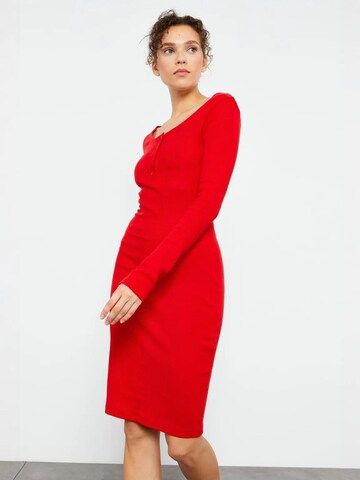 Tommy Life Dress in Red