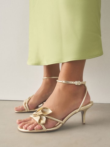 Sandalo con cinturino 'Forever Comfort' di Next in oro