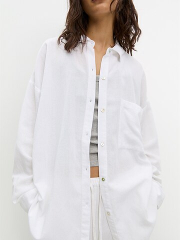 Pull&Bear Blouse in White