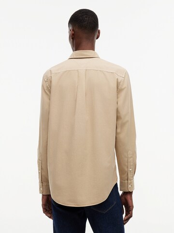 Coupe regular Chemise TOMMY HILFIGER en beige
