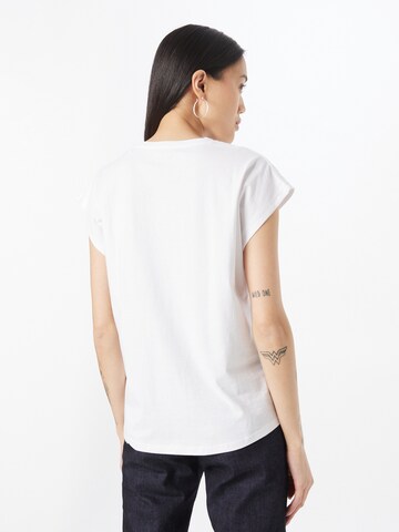 Pepe Jeans - Camiseta 'PARKER' en blanco