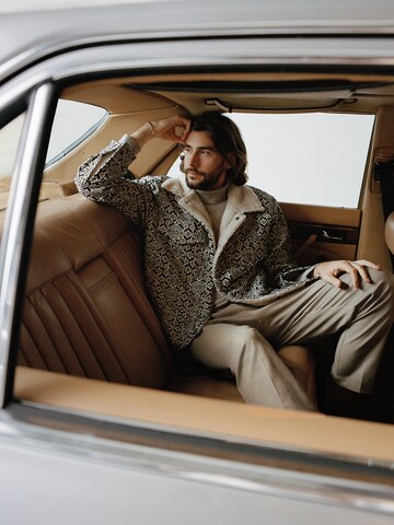 ABOUT YOU x Alvaro Soler Between-Season Jacket 'Carlo' in Beige