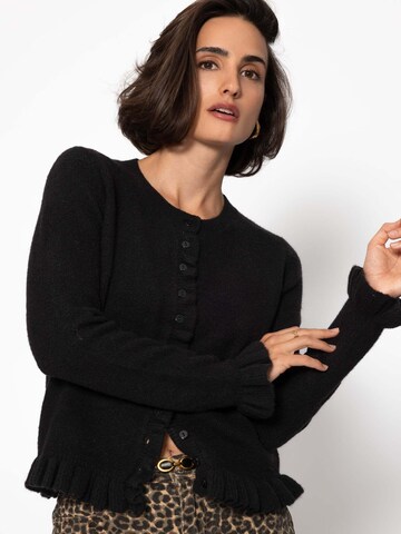 SASSYCLASSY Strickjacke‌ in Schwarz