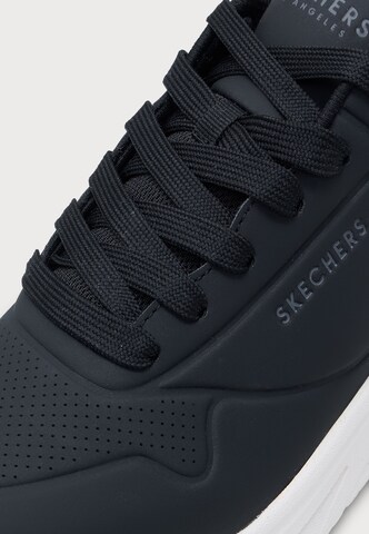 Sneaker bassa 'UNO LITE 2' di SKECHERS in nero