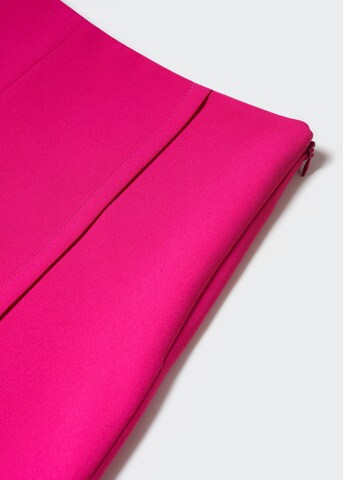MANGO Szabványos Élére vasalt nadrágok 'Fica' - rózsaszín