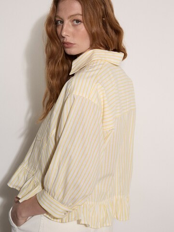Apricot Blouse ' ' in Geel