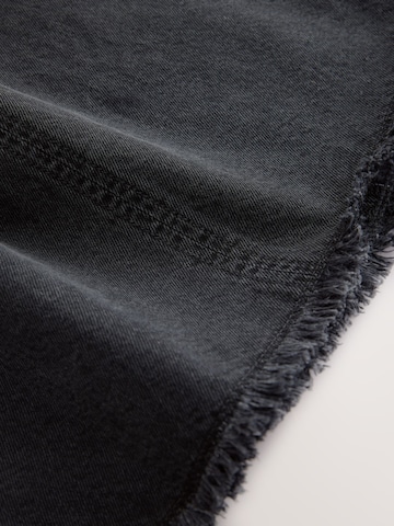 Next Kleid in Schwarz