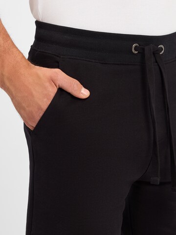 Nils Sundström Regular Shorts in Schwarz