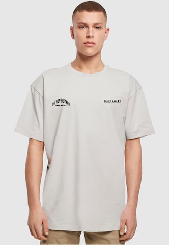Merchcode Shirt 'Barely Awake' in Grijs: voorkant