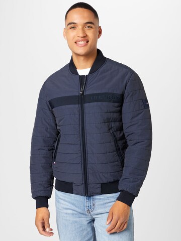 TOMMY HILFIGER Tussenjas in Blauw: voorkant