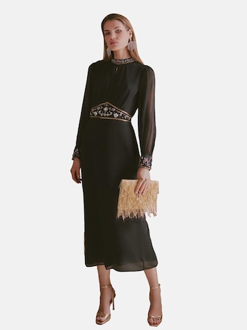 love & roses Kleid in Schwarz: Vorderseite
