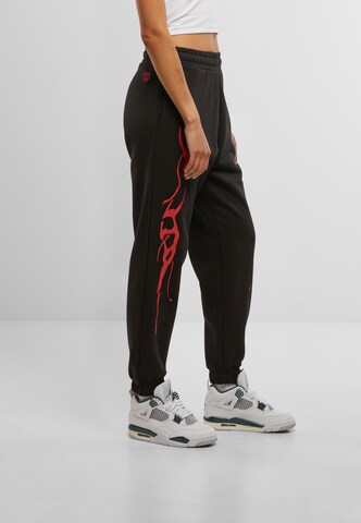Tapered Pantaloni 'Sky' di Thug Life in nero