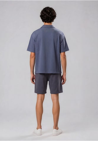 Pegador Regular Shorts in Blau