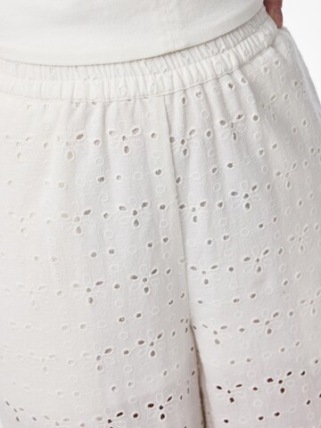 Wide Leg Pantalon 'PCTyla' PIECES en beige