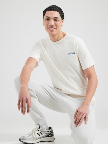 MUSTANG Μπλουζάκι 'Style Austin' σε λευκό