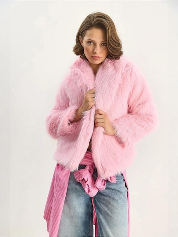 Giacca di mezza stagione 'Kunstpelzmäntel' di Bianco Lucci in rosa