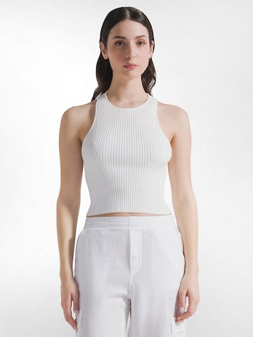 DEHA Knitted top in White: front
