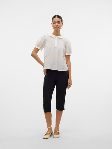 VERO MODA Slimfit Kalhoty 'VMCIRI' – černá