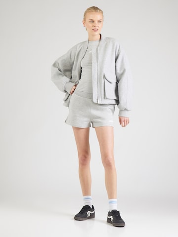 regular Pantaloni 'Kyrana' di ELLESSE in grigio