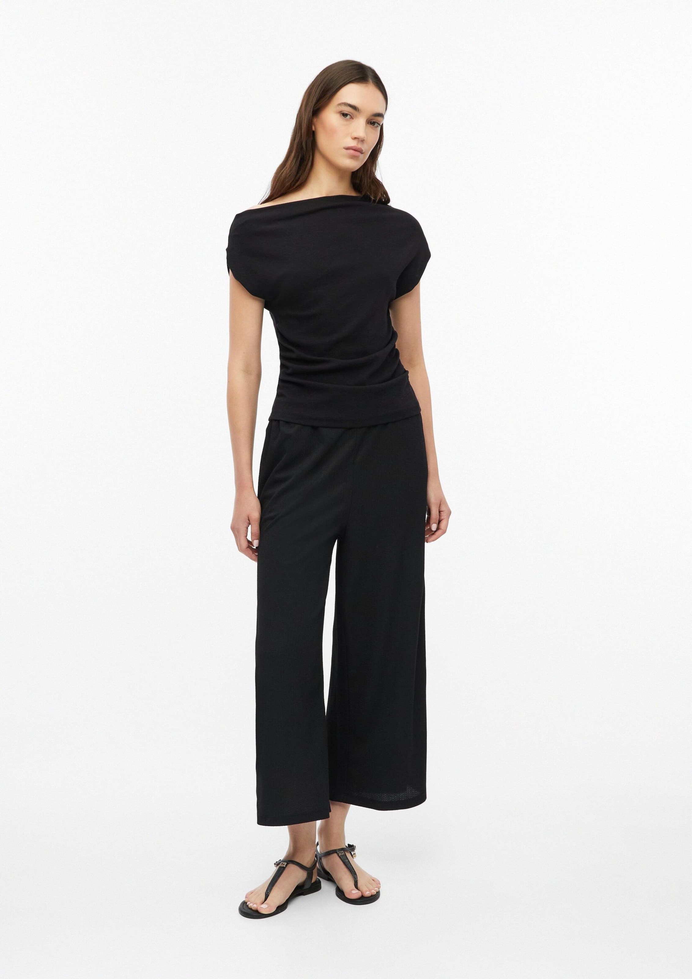s.OliverWide Leg/ Široke nogavice Hlače - crna boja