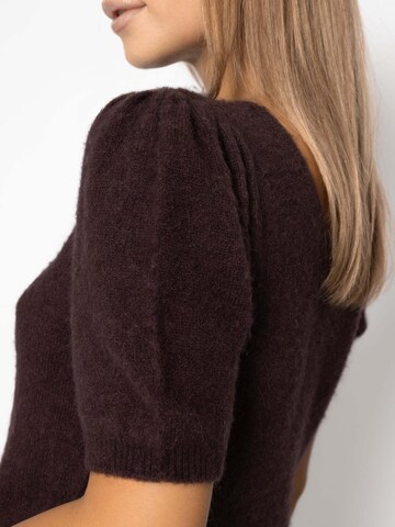 SASSYCLASSY Knitted top in Brown