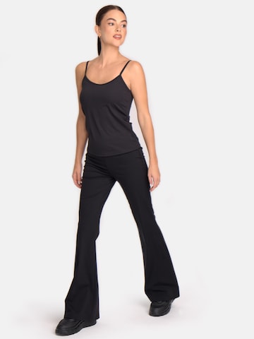 Cardio Bunny Top sportowy 'PILATES BUILT-IN BRA TANK TOP' w kolorze czarny: przód