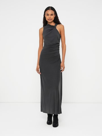 Samsøe Samsøe Kleid 'Sasusy' in Schwarz: Vorderseite