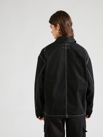 Carhartt WIP Prehodna jakna 'Michigan' | črna barva