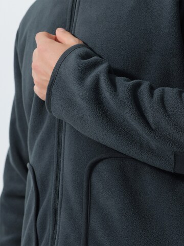 Youthup Between-Season Jacket in Grey