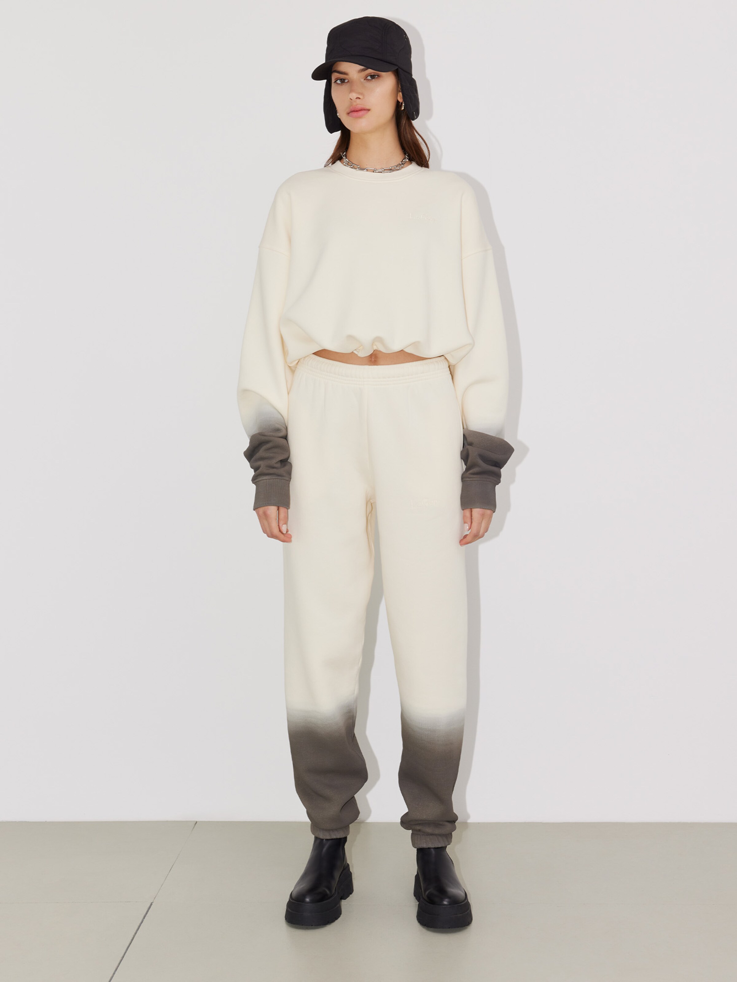Frauen Sweat LeGer by Lena Gercke Sweatshirt 'Shari' in Beige - FR73315 Frauen Sweat LeGer by Lena Gercke Sweatshirt 'Shari' in Beige - FR73315
