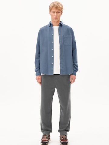 Fit confort Chemise ARMEDANGELS en bleu : devant