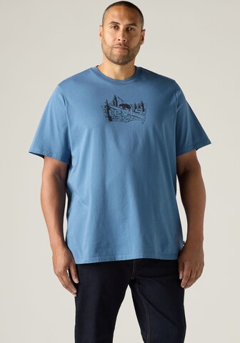 Levi's® Plus Shirt in Blue: front