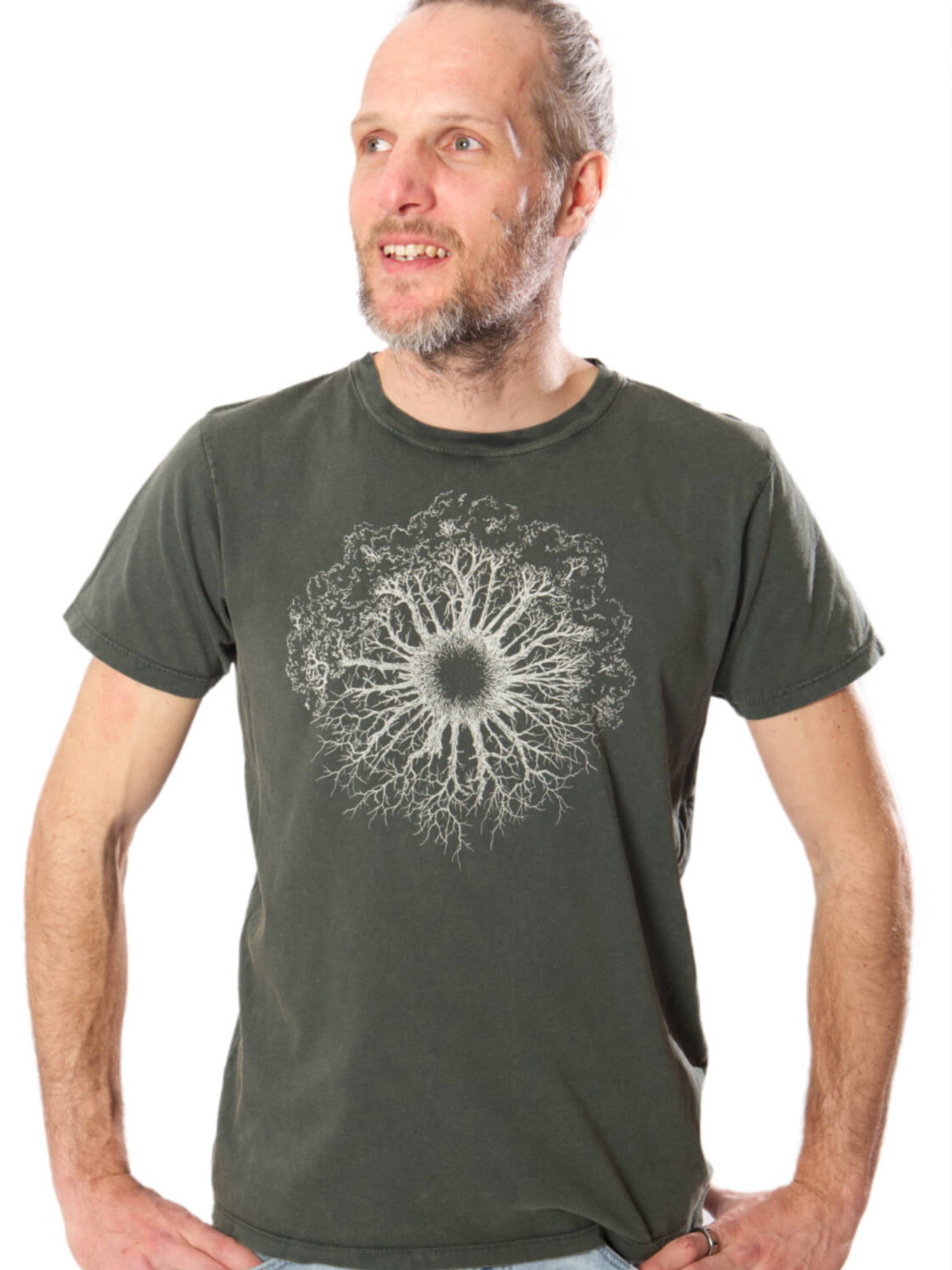 Life-Tree Shirt 'Fairwear Organic  WoodenIris'‌‌‌‌‌ in Grün