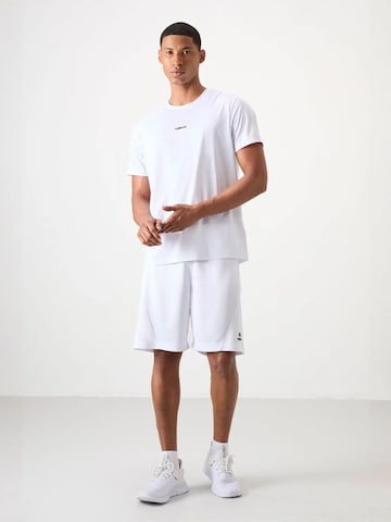 T-Shirt Tommy Life en blanc