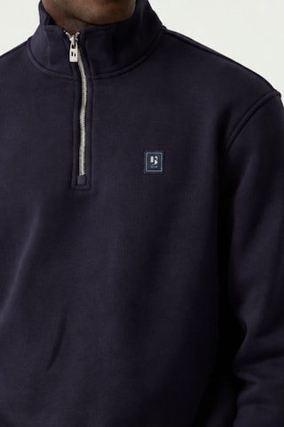 GARCIA Athletic Sweatshirt in Blue