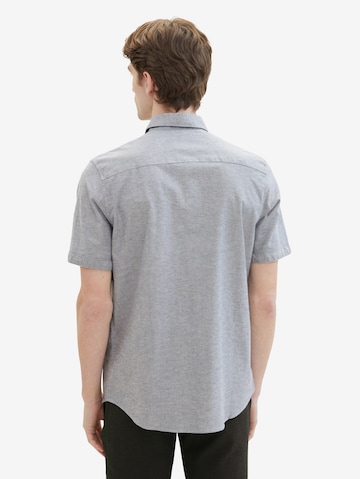 Coupe regular Chemise TOM TAILOR en gris