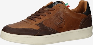 Baskets basses PANTOFOLA D'ORO en marron : devant