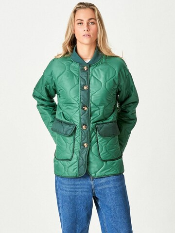 TEESHOPPEN Between-season jacket ' Quilted ' in Green: front