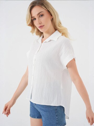 Camicia da donna di Bigdart in bianco