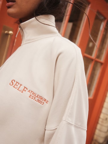 self. Sweatshirt in Grau
