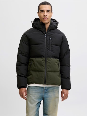 Geacă de iarnă 'JJEOWEN' de la JACK & JONES pe verde: față