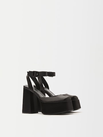 Bershka Sandals in Black